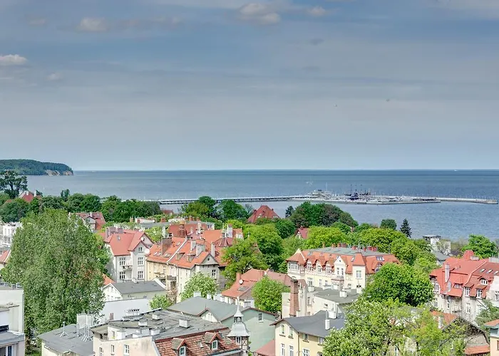 Dom & House - Level Eleven With Sea View
